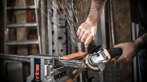 Аккумуляторная УШМ (болгарка) WORX WX800 20V 115мм